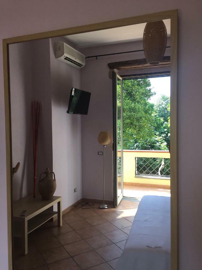 Alla Corte Del Re Dimora Storica Nápoles Exterior foto
